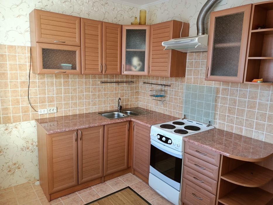 1 комн улучшенной по.4 этаж