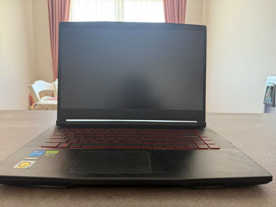 Vând Laptop  MSI THIN GF63 12-VE