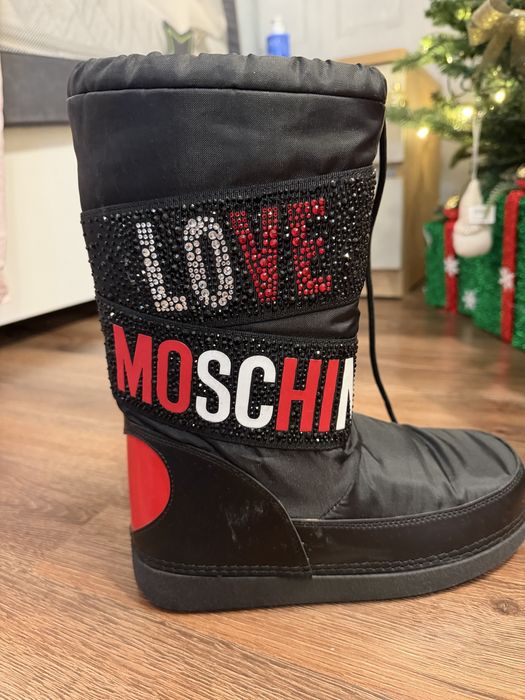 Апрески Love Moschino