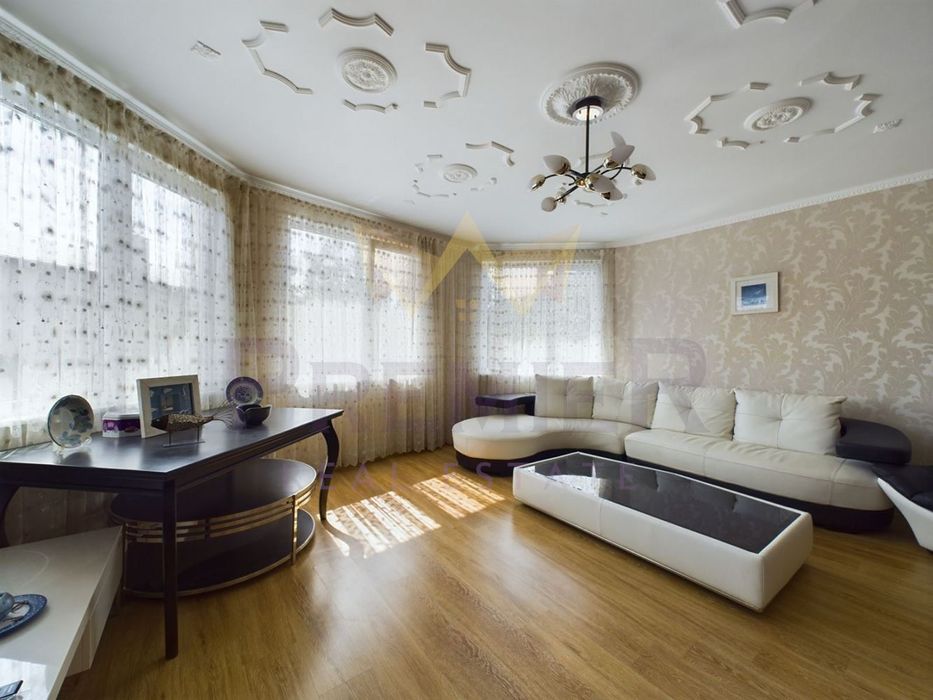 Продава се Къща в с. Осеново, Област Варна - 234 кв.м за 1347 €/кв.м - Снимка #5