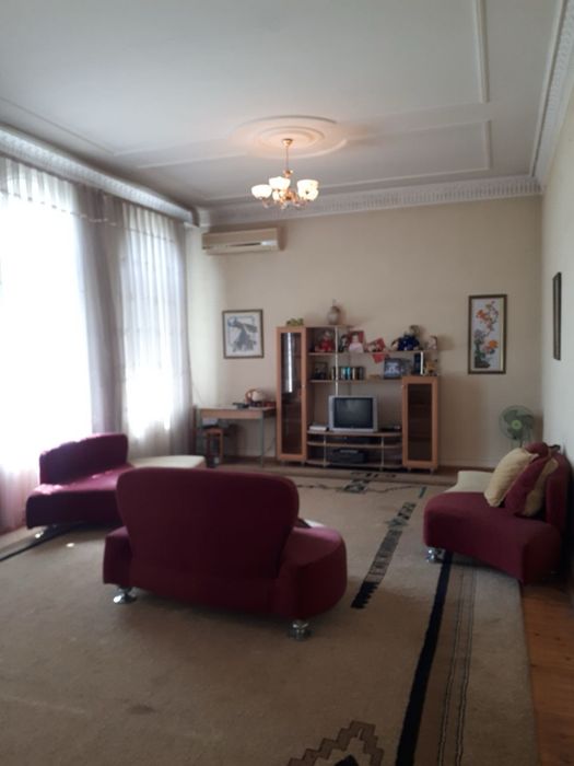 Юнусабад, Сампи 12 соток, Дом выход на Набережную Бозсу!!