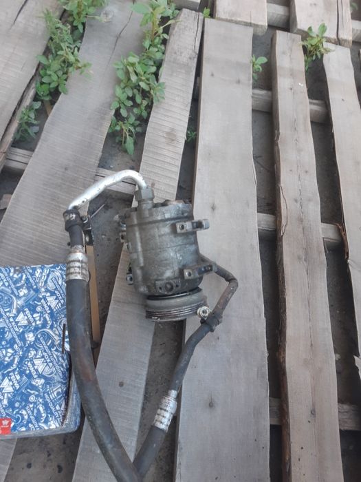 Продам компрессор и масляный носос на ауди а4 б5 движок 1.8 адр 1994 г