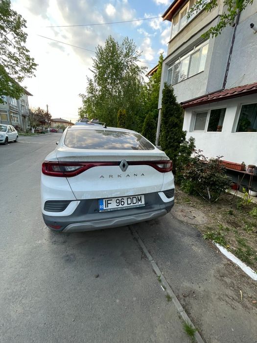 Renault Arkana avariat