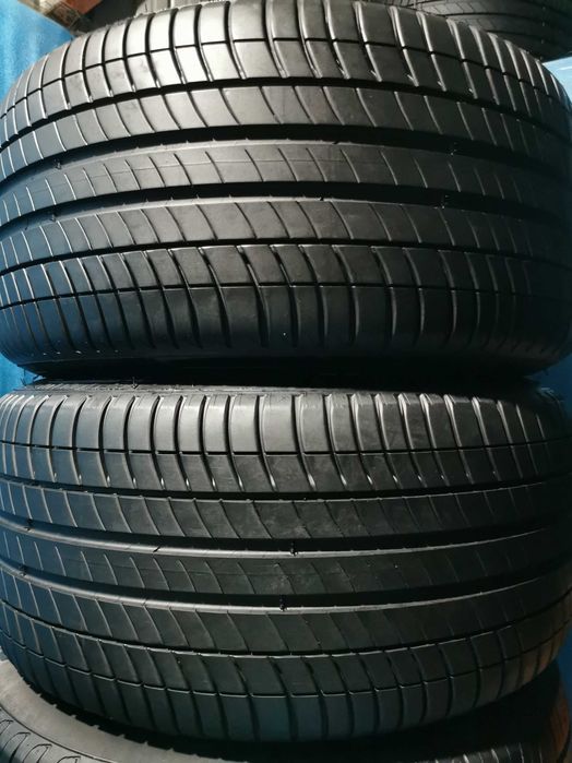 275/35 R19 - michelin runflat 2 bucati