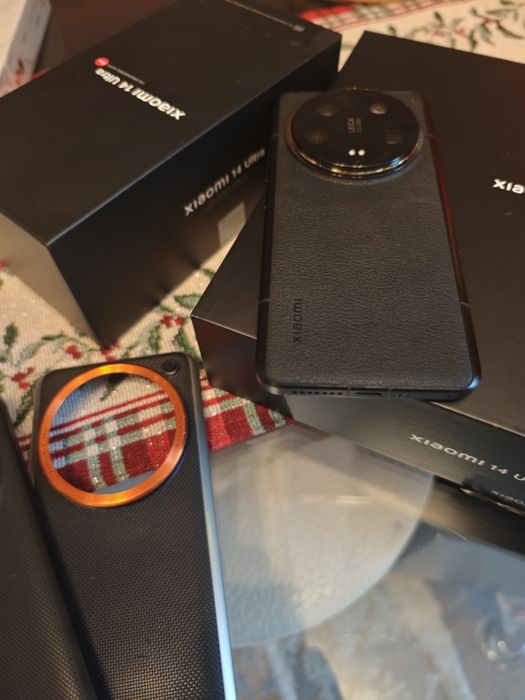 Xiaomi 14 ULTRA și kit PHOTOGRAPHY