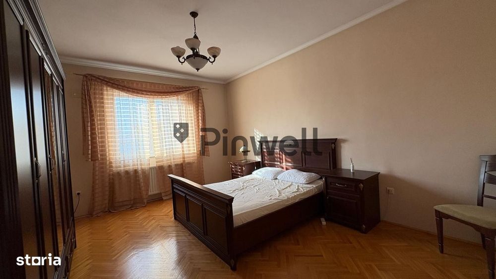 Vila spatioasa| 6 camere| 216 mp | gradina 550 mp| Bd. Pipera
