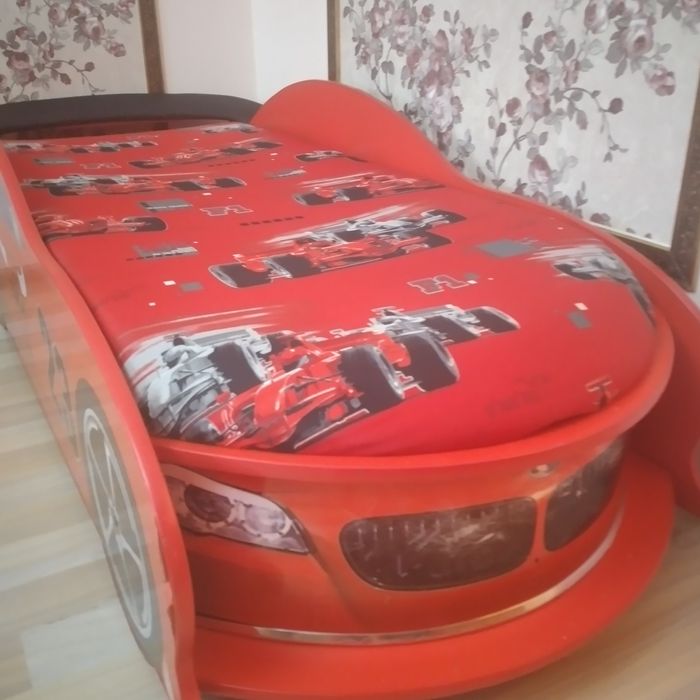 Кровать машина (Россия)