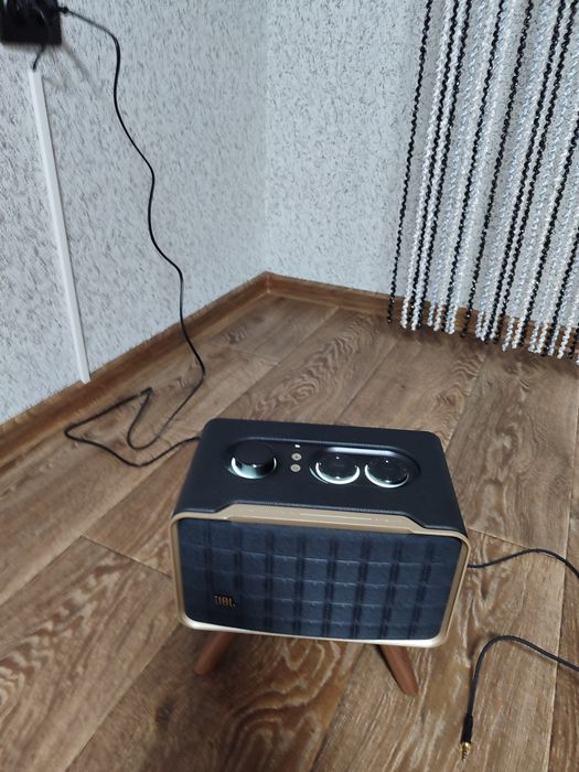 Колонка акустическая JBL