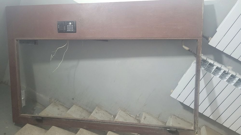 дверь домофонная