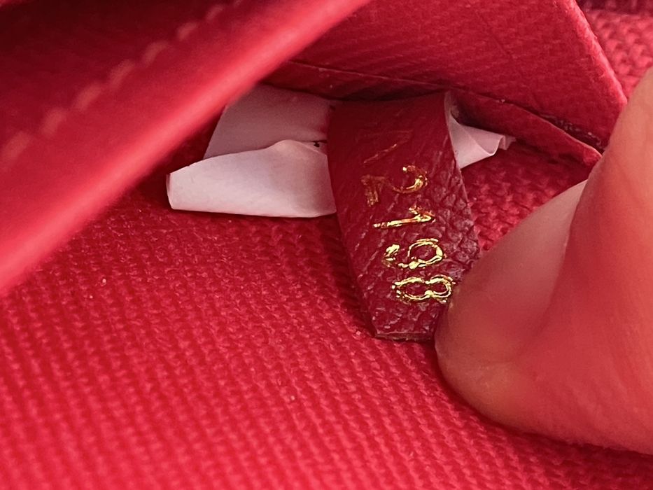 Geanta Louis Vuitton Felicie Pochette Monogram cu lant si insertie zip