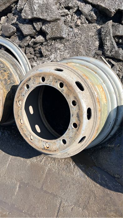 11.00R20 Triangle в отличном состоянии