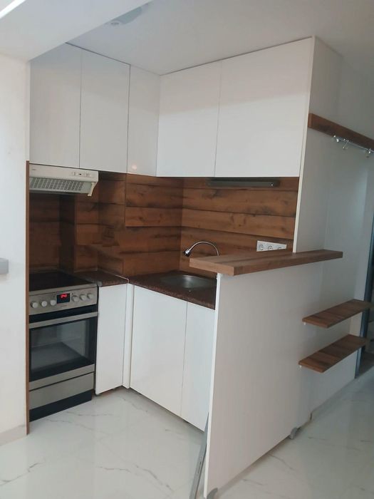 Дава се под наем Двустаен апартамент в София, Оборище - 76 кв.м за 880 € - Снимка #2