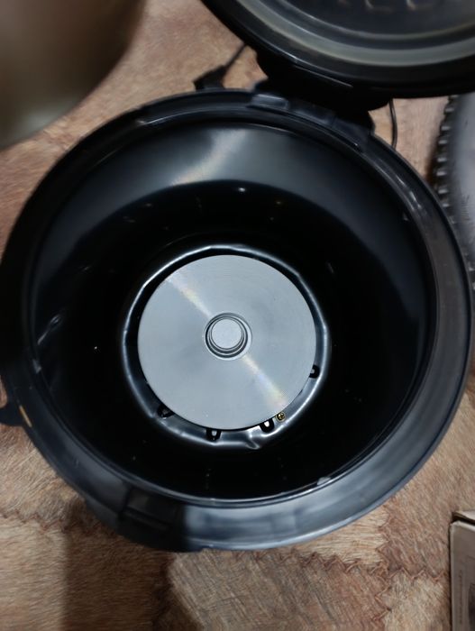 Мультиварка Redmond