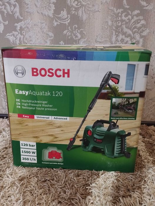 Мойка высокого давления Bosch электрический 120 бар, EasyAquatak 120
