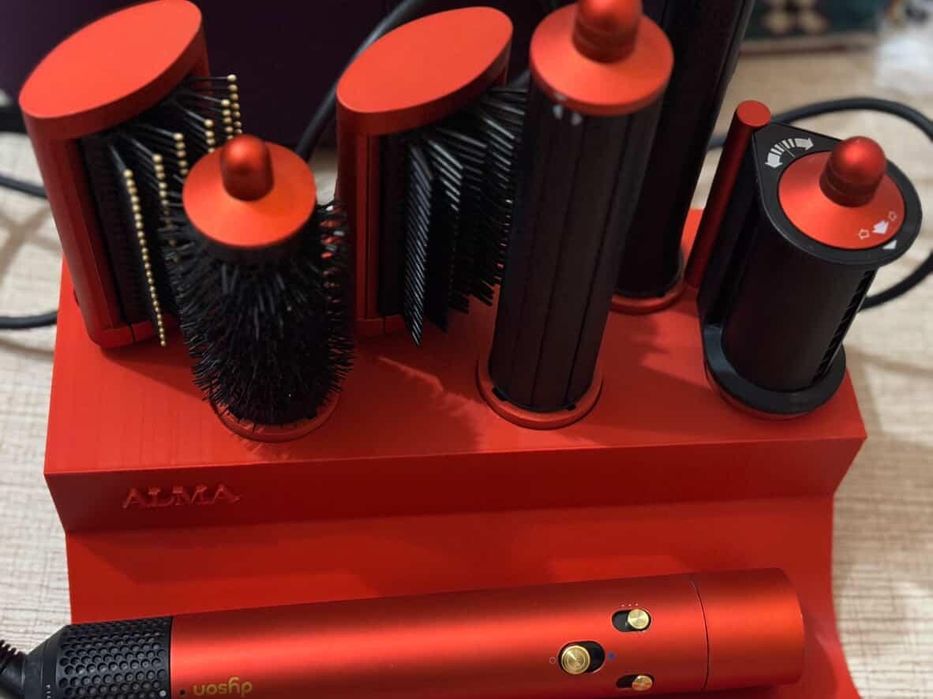 Дайсон оригинал  продам