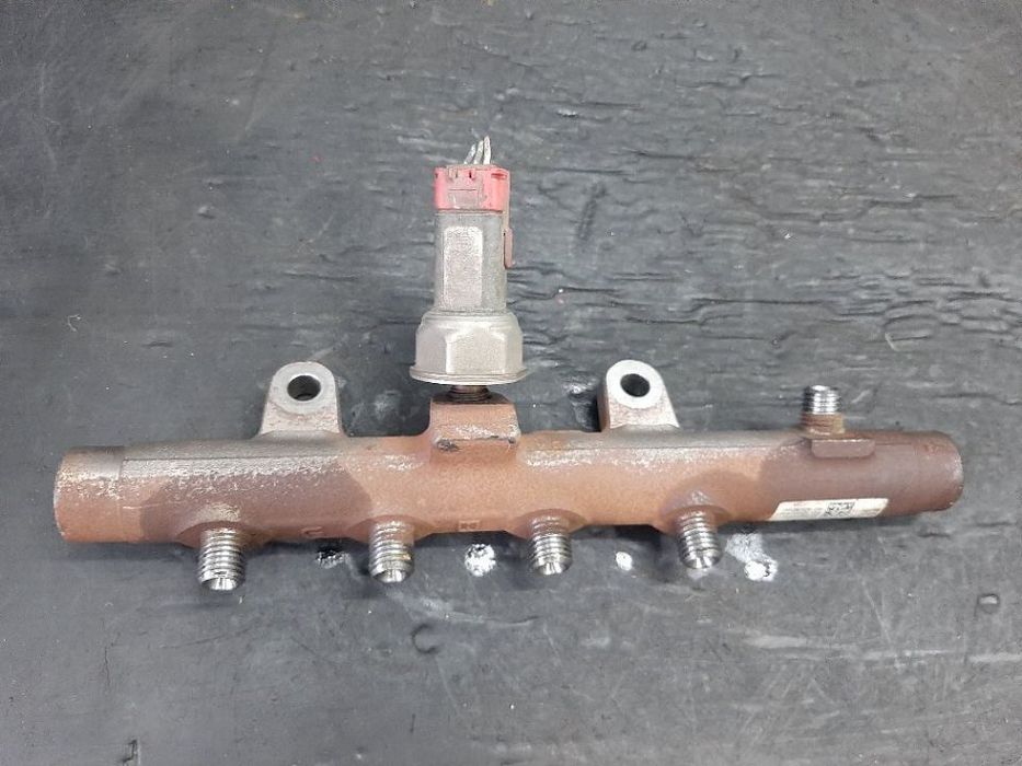 rampa injectoare 1.5 dci k9kp732 renault scenic 2 megane 2 8200397346