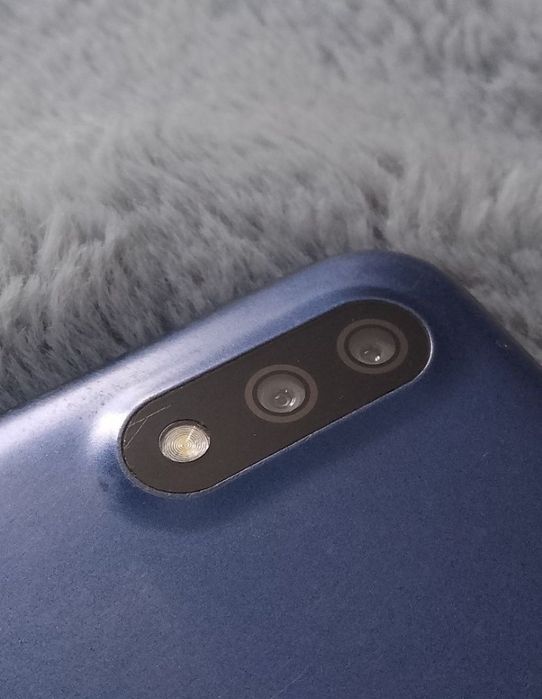 Обменяю Samsung a 01