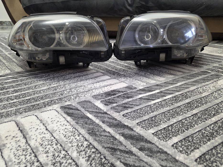 Faruri BMW f10 in stare impecabilă