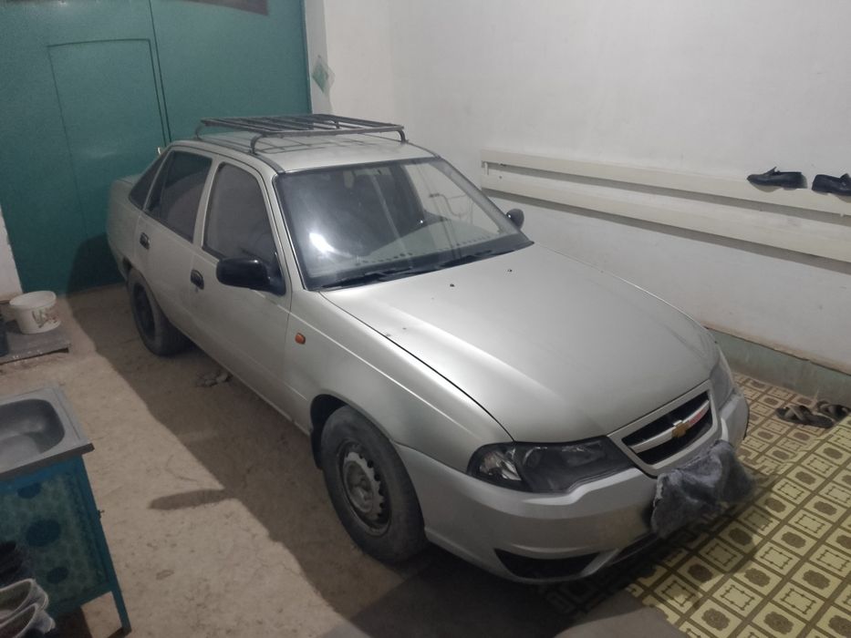 Nexsia 2 серебристый