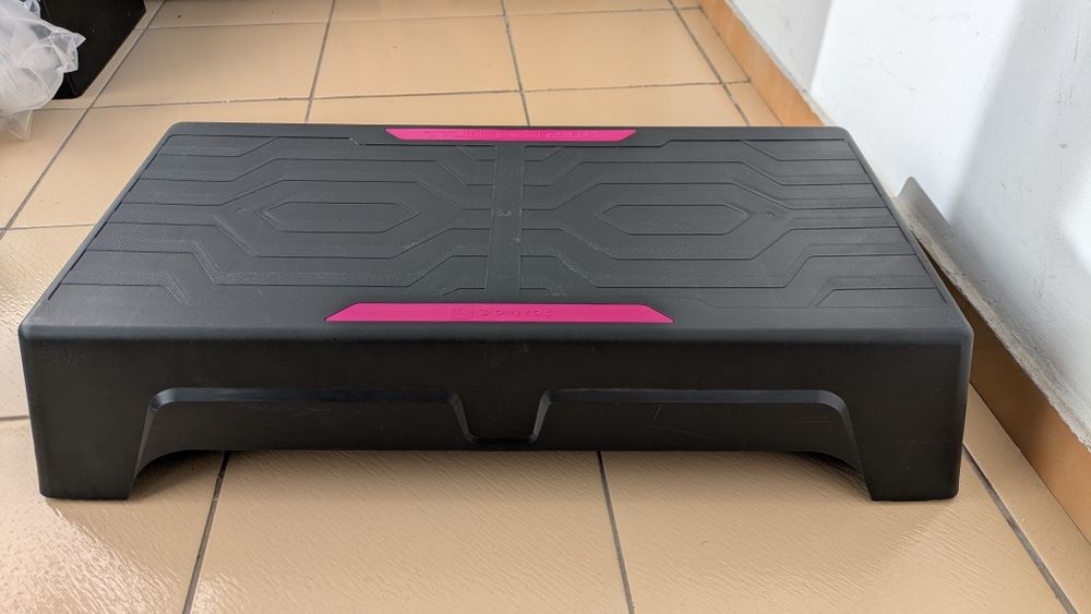 Степер Dymos за аеробика