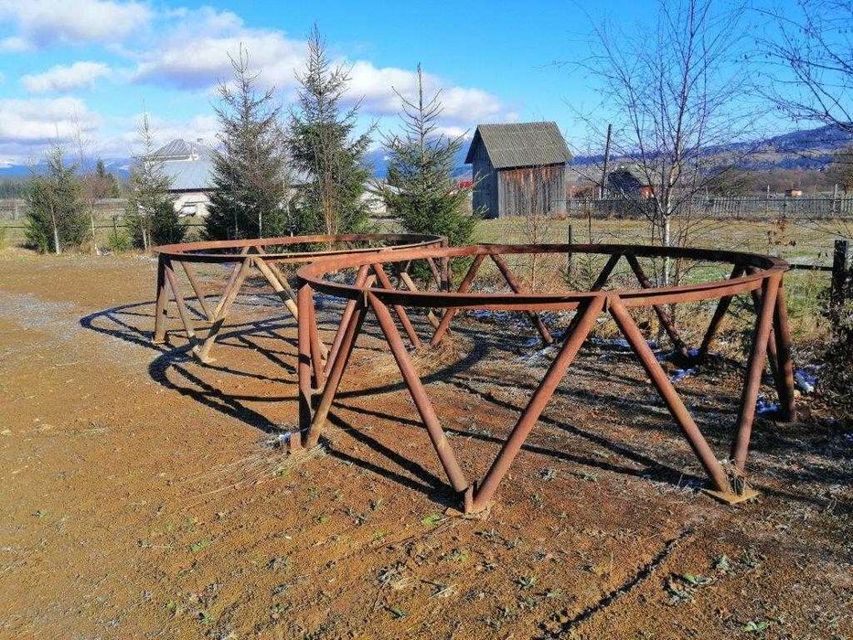 Bazin alimentar 50.000 L fibră de sticlă – schimb cu trotuare beton