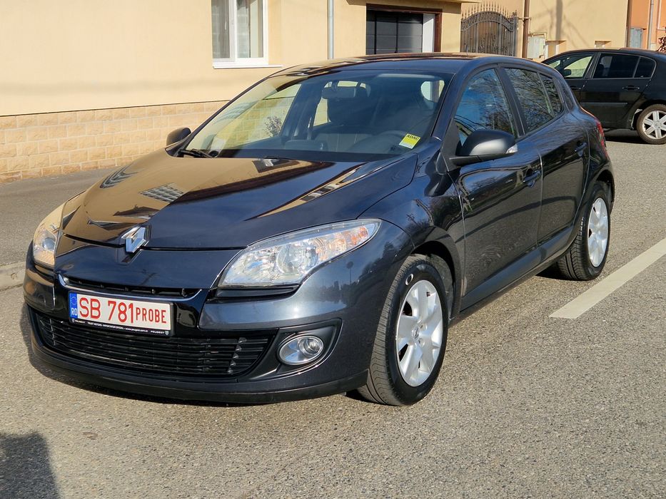Renault Megane 1,6 benzina an 2012