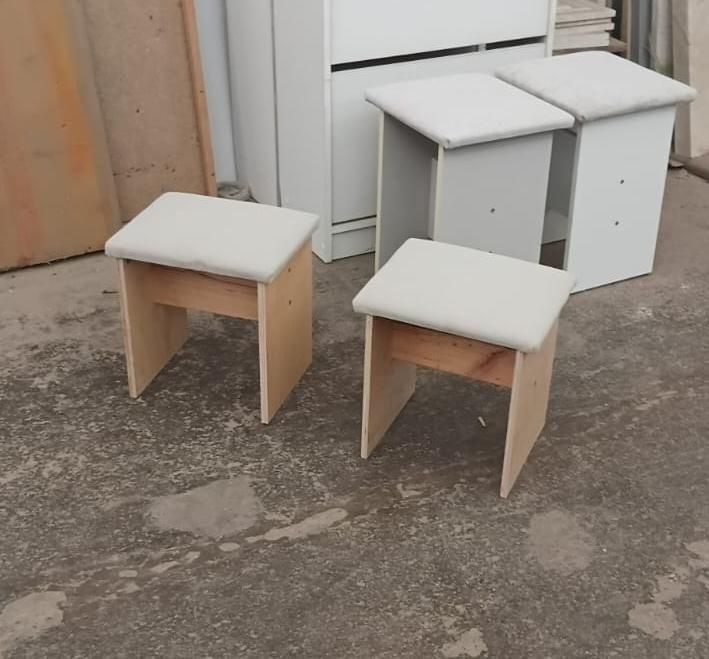 Маленькие табуретки для жер үстел.