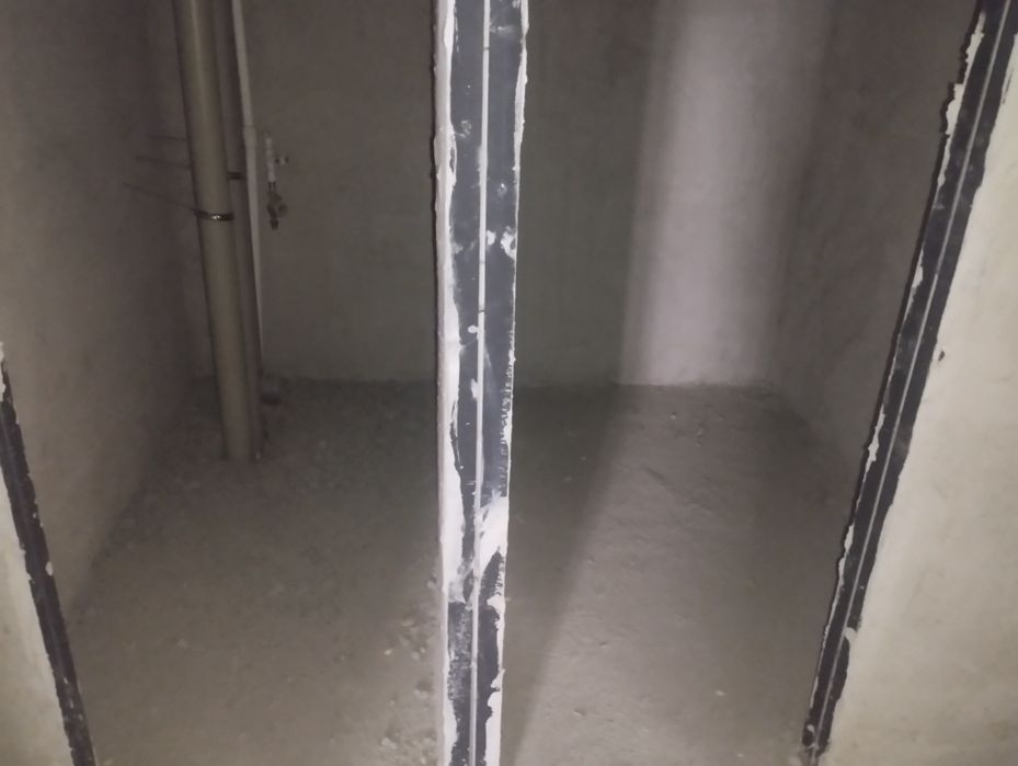 7-mikrayon Lelenizm chorrahasi oldida joylashgan karobka uy sotiladi