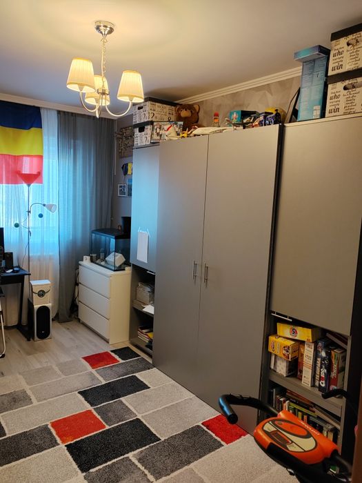 Vând apartament 2 camere