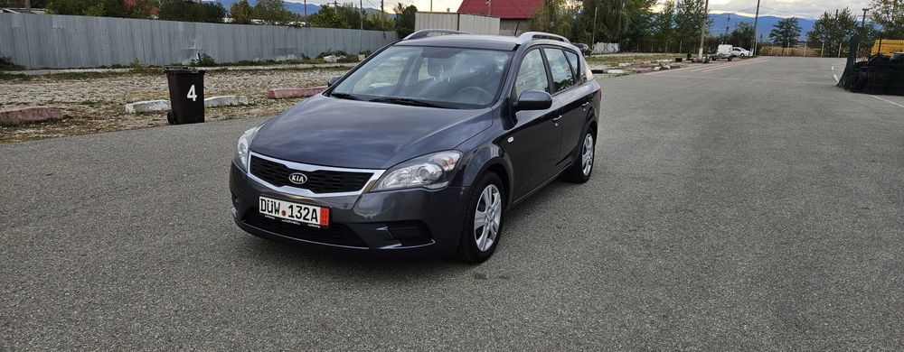 Vand Kia Ceed 1.6 diesel Euro 5 An 2010 0️⃣7️⃣6️⃣1️⃣5️⃣1️⃣9️⃣0️⃣2️⃣0️⃣
