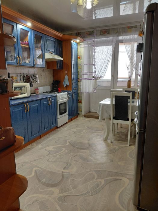 Продам двухкомнатная квартиру