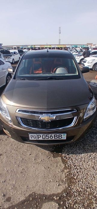 Cobalt avtomashinasi sotiladi