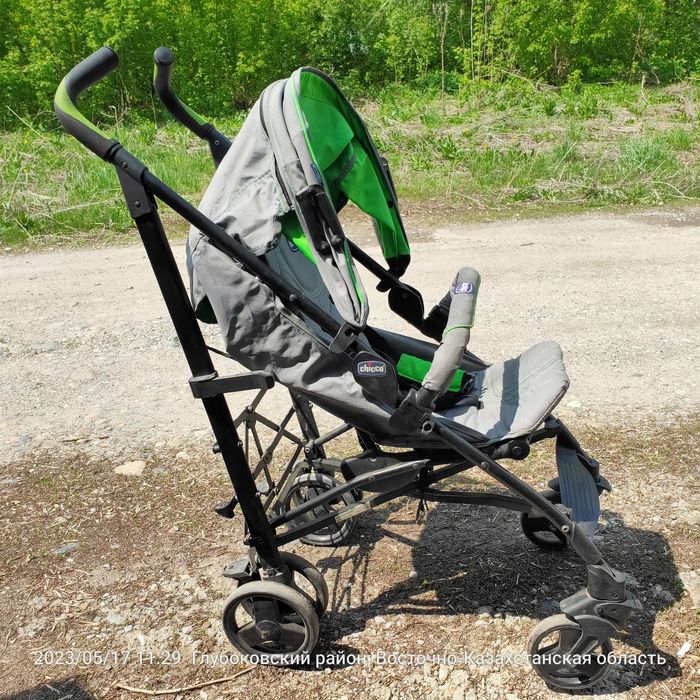 Продам коляску Chicco