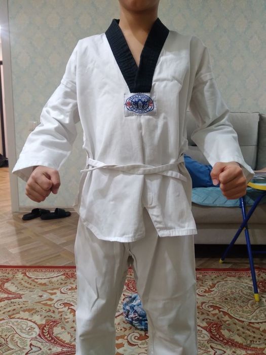 Продам кимоно для восточных единоборств