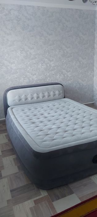Надувная кровать