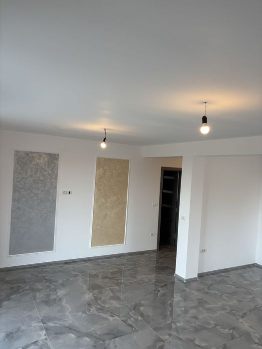 Oferta casa la pret de apartament .Se vinde 1/2 duplecx