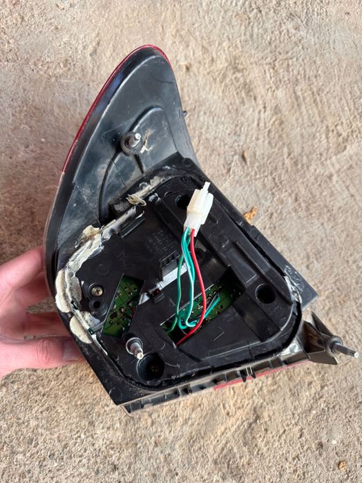 Диодни Кристални
стопове за BMW E46
КУПЕ