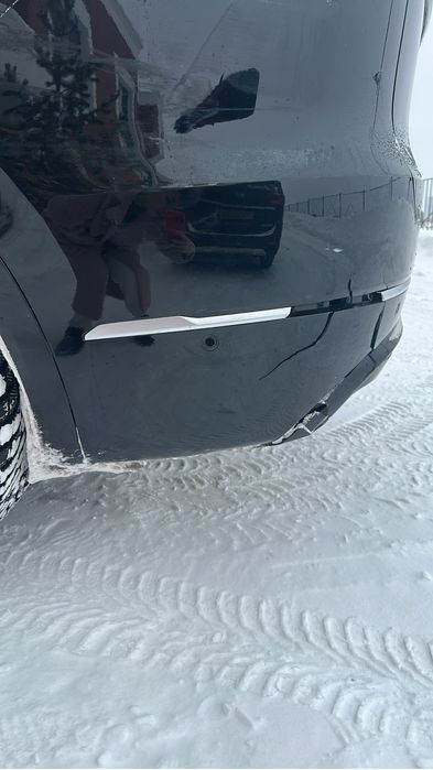 Продам задний бампер на Deepal S09