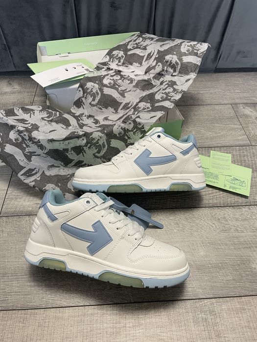 OFF WHITE Out Of Office