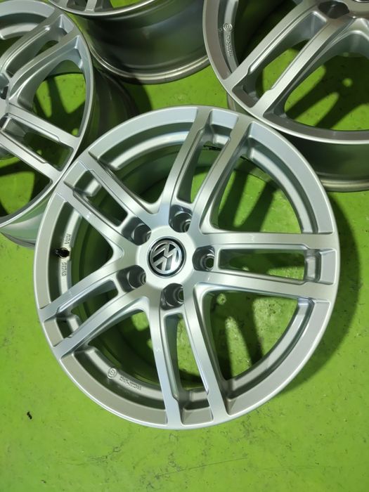17 5x112 Vw Skoda лети джанти 5х112 шкода 7j et 45