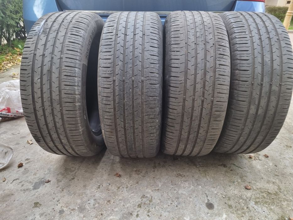 Vând set anvelope vară Continental