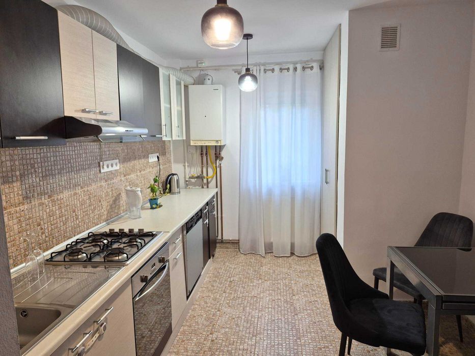 Apartament 3 camere, decomandat, 2 băi, Mărăști, Zona Expo Transilvania – Prima închiriere