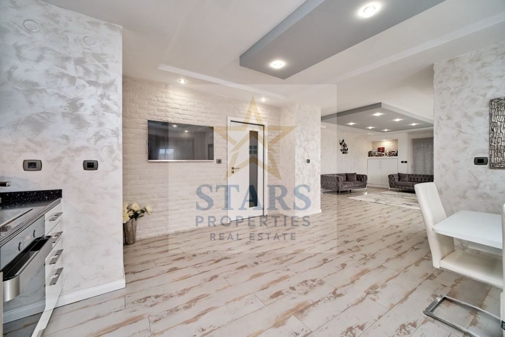 Продажба 4-стаен гр. Варна - м-т Ален мак 203m²