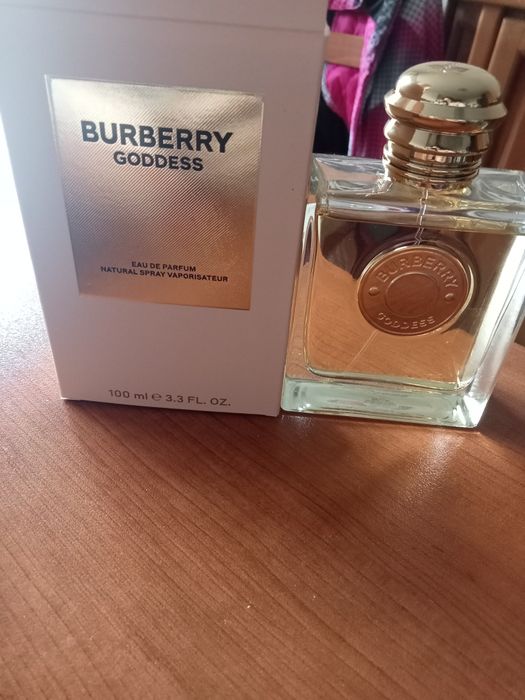 Burberry goddess парфюм
