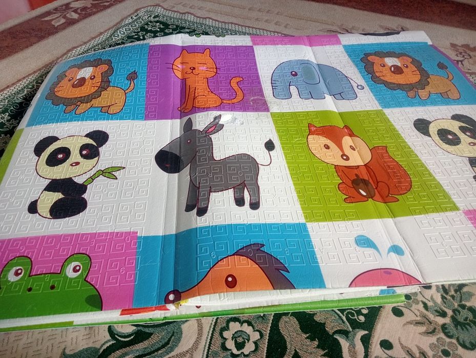 Коврик для малышей