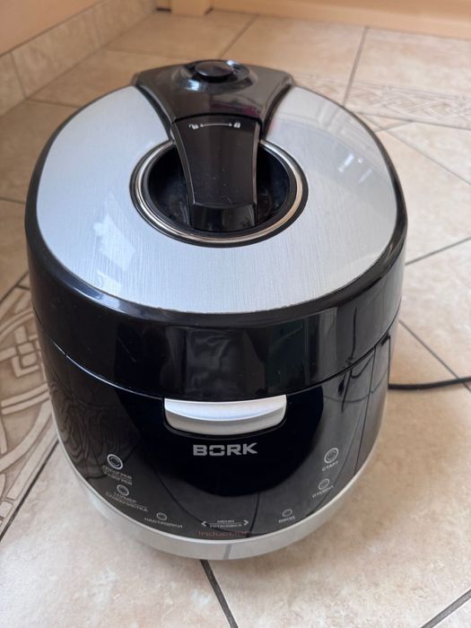 Мультиварка от “Bork”
