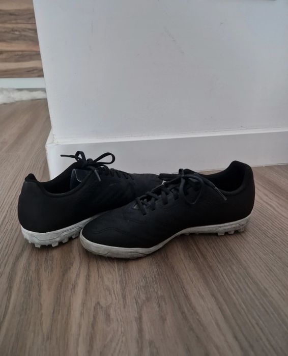 Adidasi de fotbal Kipsta