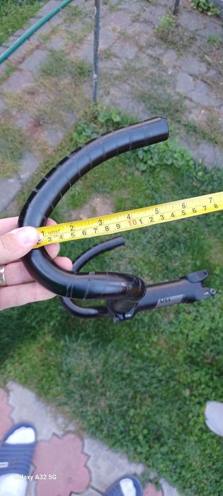 Vând ghidon aluminiu cu pipa