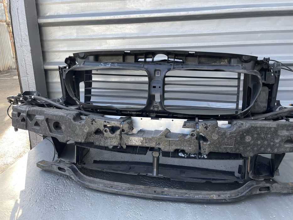 Маска/ очиларка БМВ Ф10/ Ф11 (maska bmw f10)