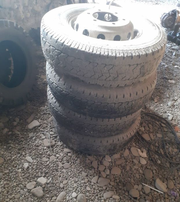 Punte spate de iveco